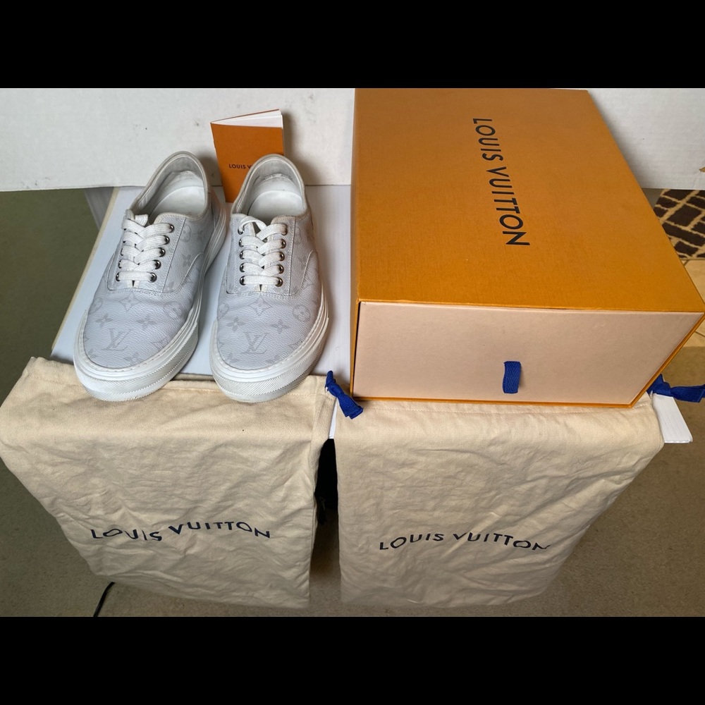 Louis Vuitton White Sneakers - Trocadero
